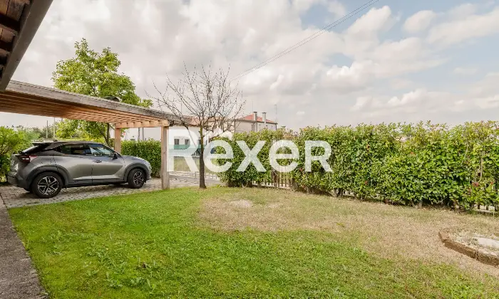 Rexer-Zero-Branco-Casa-singola-con-giardino-Altro