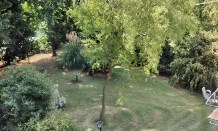 Rexer-Bondeno-Villa-indipendente-di-m-con-giardino-di-m-e-dependance-a-Bondeno-Altro