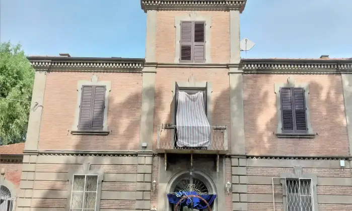 Rexer-Bondeno-Villa-indipendente-di-m-con-giardino-di-m-e-dependance-a-Bondeno-Altro