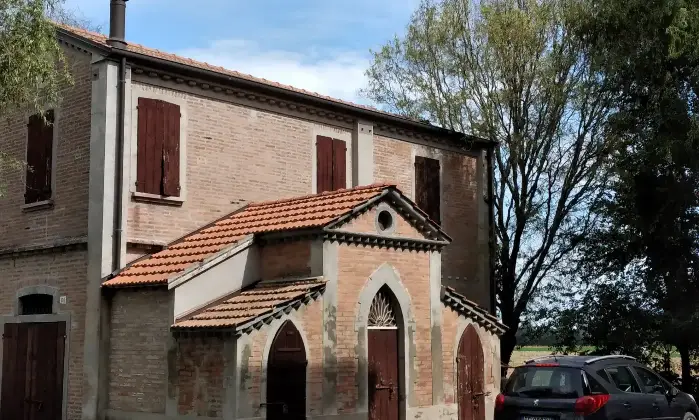 Rexer-Bondeno-Villa-indipendente-di-m-con-giardino-di-m-e-dependance-a-Bondeno-Altro