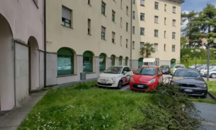 Rexer-Erba-Filiale-Bancaria-in-vendita-a-Erba-Altro