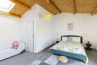 Rexer-Strugas-Villa-singola-con-vista-mare-e-minipiscina-ristrutturata-Camera-da-letto