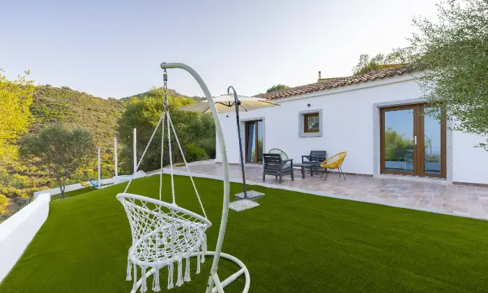 Rexer-Strugas-Villa-singola-con-vista-mare-e-minipiscina-ristrutturata-Giardino