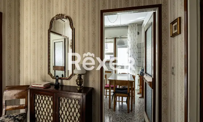 Rexer-Venezia-Ampio-trilocale-con-garage-in-zona-tranquilla-Altro