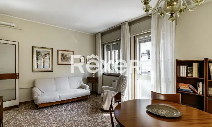 Rexer-Venezia-Ampio-trilocale-con-garage-in-zona-tranquilla-Altro