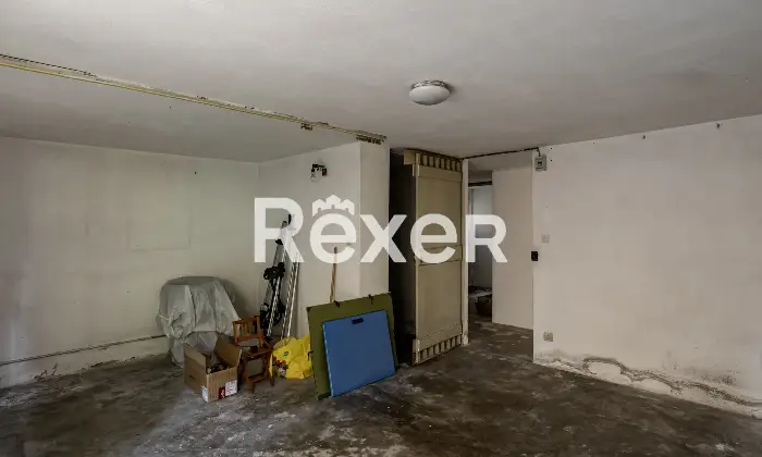 Rexer-Venezia-Ampio-trilocale-con-garage-in-zona-tranquilla-Altro