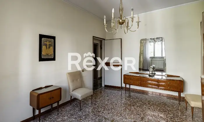 Rexer-Venezia-Ampio-trilocale-con-garage-in-zona-tranquilla-Altro