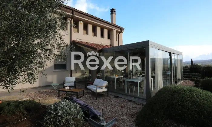 Rexer-Magliano-in-Toscana-Raffinata-propriet-panoramica-con-due-unit-abitative-e-uliveto-biologico-Altro