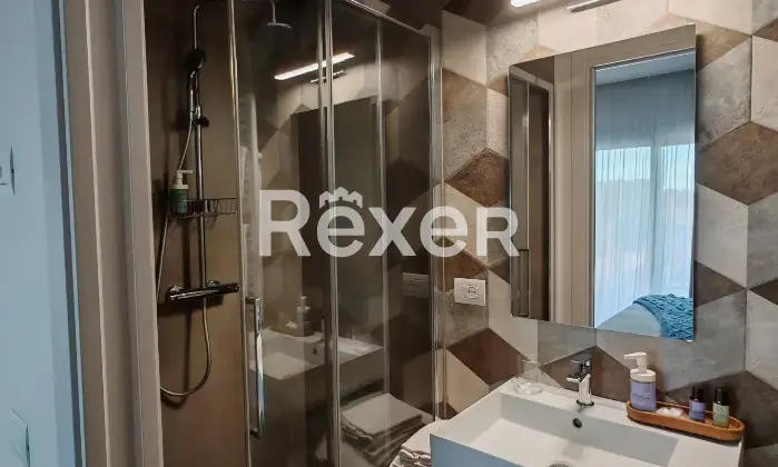 Rexer-Magliano-in-Toscana-Raffinata-propriet-panoramica-con-due-unit-abitative-e-uliveto-biologico-Altro