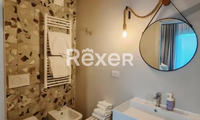 Rexer-Magliano-in-Toscana-Raffinata-propriet-panoramica-con-due-unit-abitative-e-uliveto-biologico-Altro