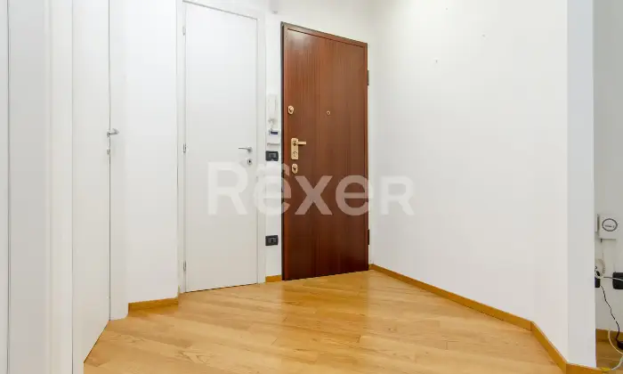 Rexer-Torino-Tre-locali-ristrutturato-Altro