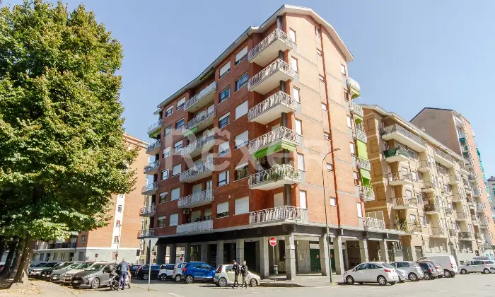 Rexer-Torino-Tre-locali-ristrutturato-Altro