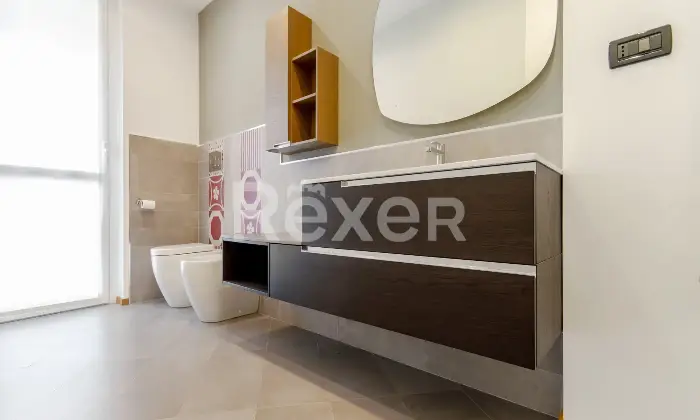 Rexer-Torino-Tre-locali-ristrutturato-Altro