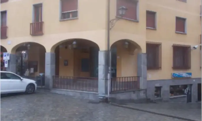 Rexer-Lanzo-Dintelvi-Filiale-Bancaria-in-vendita-a-Lanzo-dIntelvi-Altro