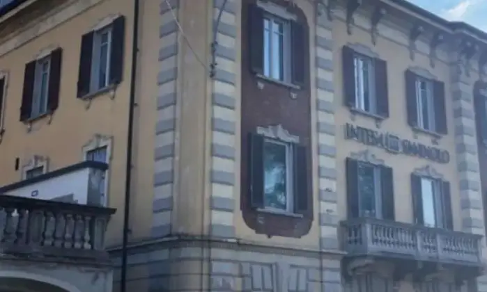 Rexer-Lomazzo-Filiale-Bancaria-in-vendita-a-Lomazzo-Altro
