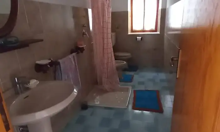 Rexer-ZERI-Abitazione-in-pietra-su-due-livelli-a-Zeri-frazione-Patigno-Altro