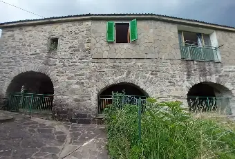 Rexer-ZERI-Abitazione-in-pietra-su-due-livelli-in-posizione-panoramica-e-tranquilla-Altro