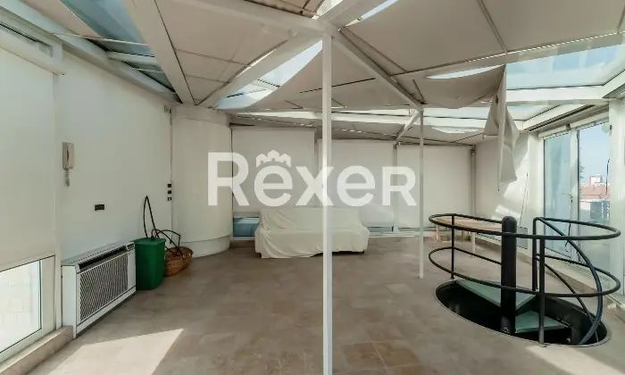 Rexer-Milano-PORTA-ROMANA-ATTICO-CON-TERRAZZO-E-VISTA-PANORAMICA-Altro
