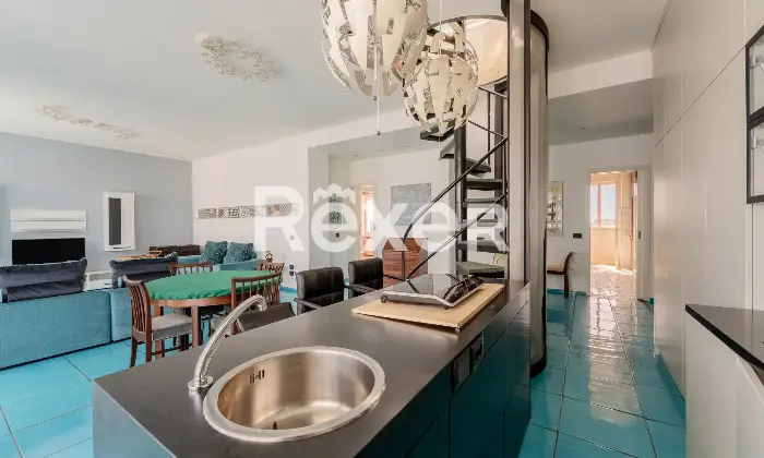Rexer-Milano-PORTA-ROMANA-ATTICO-CON-TERRAZZO-E-VISTA-PANORAMICA-Altro