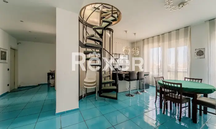 Rexer-Milano-PORTA-ROMANA-ATTICO-CON-TERRAZZO-E-VISTA-PANORAMICA-Altro