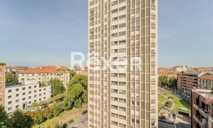 Rexer-Milano-PORTA-ROMANA-ATTICO-CON-TERRAZZO-E-VISTA-PANORAMICA-Altro