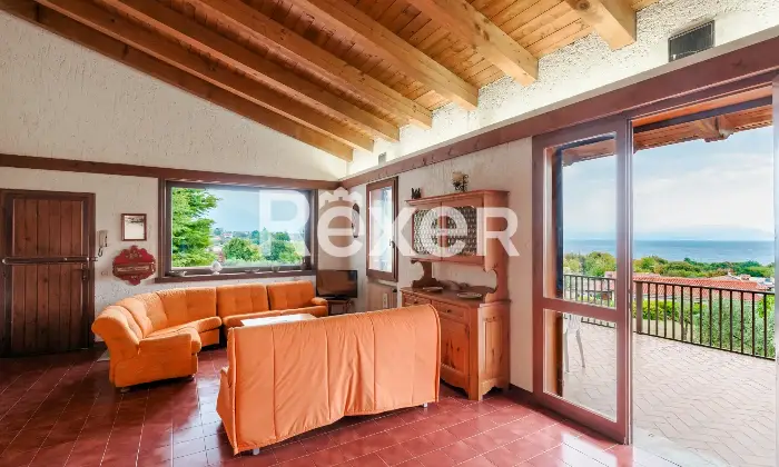 Rexer-Manerba-del-Garda-Appartamento-in-villa-bifamiliare-Altro