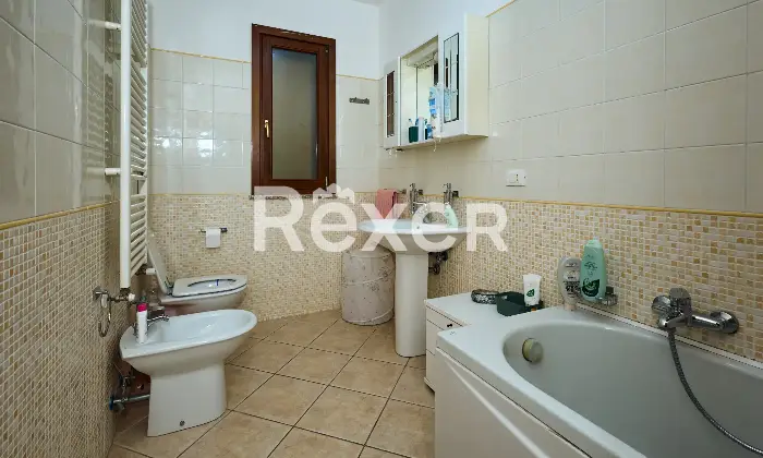 Rexer-Tortoreto-Appartamento-con-Box-Altro