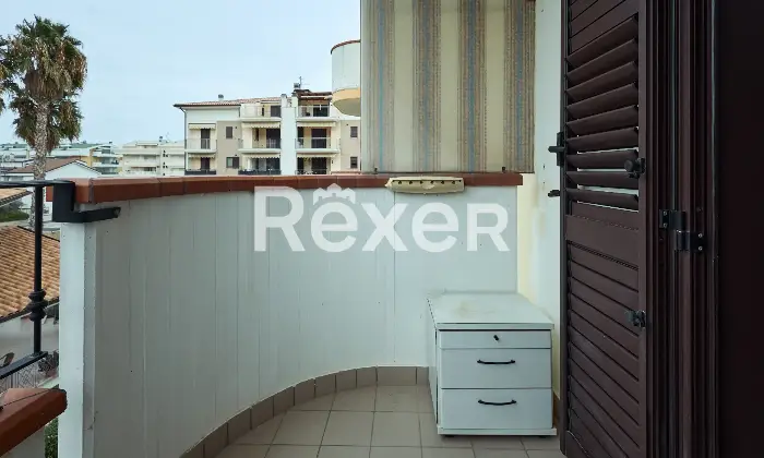 Rexer-Tortoreto-Appartamento-con-Box-Altro