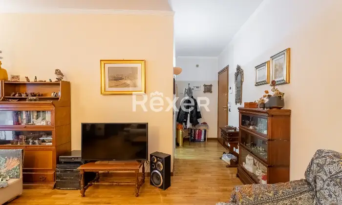 Rexer-Bollate-NUDA-PROPRIETA-Trilocale-con-terrazzo-e-cantina-Altro