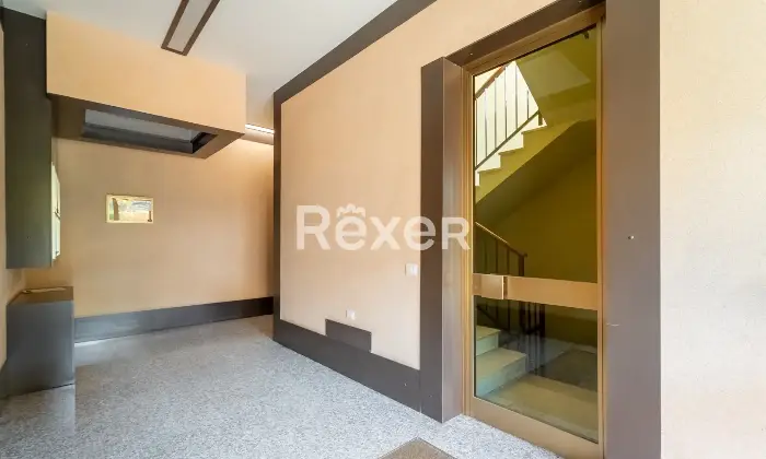 Rexer-Bollate-NUDA-PROPRIETA-Trilocale-con-terrazzo-e-cantina-Altro