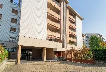 Rexer-Bollate-NUDA-PROPRIETA-Trilocale-con-terrazzo-e-cantina-Altro