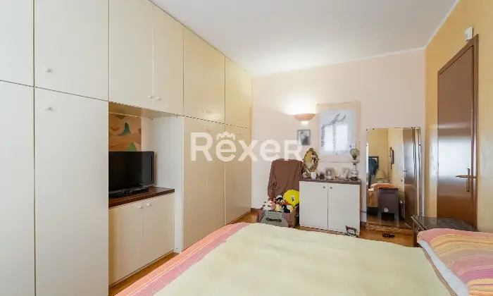 Rexer-Bollate-NUDA-PROPRIETA-Trilocale-con-terrazzo-e-cantina-Altro