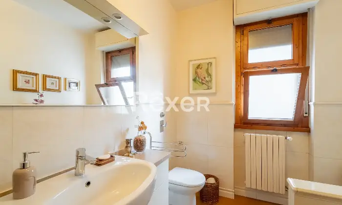 Rexer-Bollate-NUDA-PROPRIETA-Trilocale-con-terrazzo-e-cantina-Altro