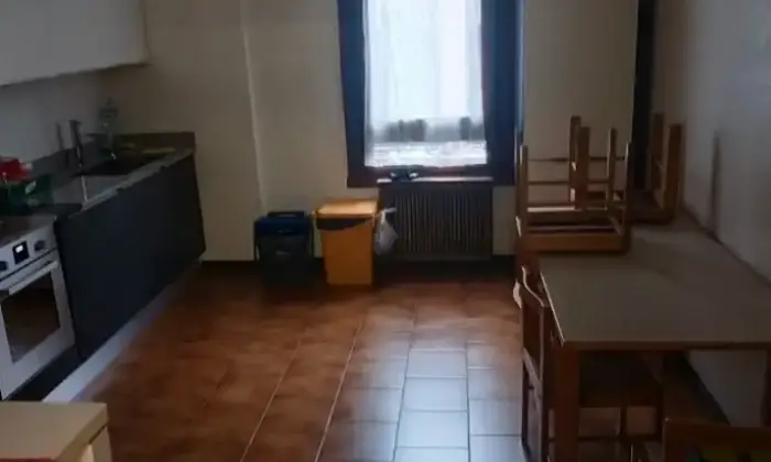 Rexer-Pordenone-Vendesi-ampio-appartamento-nel-cuore-di-Pordenone-Altro