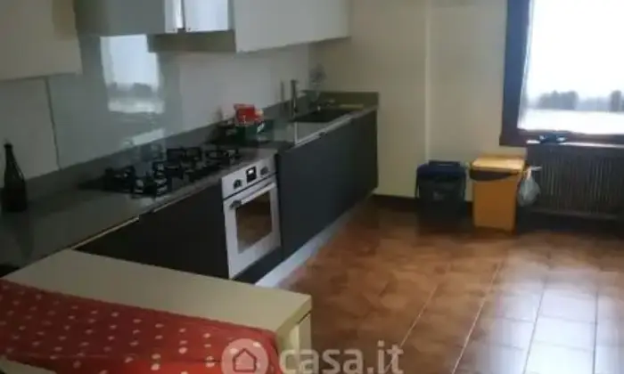 Rexer-Pordenone-Vendesi-ampio-appartamento-nel-cuore-di-Pordenone-Altro