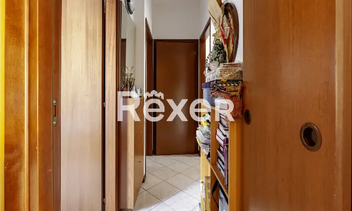 Rexer-Milano-Trilocale-mq-con-terrazzo-recente-costruzione-Posst-Box-Altro
