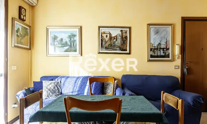 Rexer-Milano-Trilocale-mq-con-terrazzo-recente-costruzione-Posst-Box-Altro