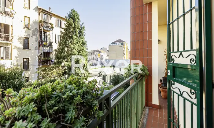 Rexer-Milano-Trilocale-mq-con-terrazzo-recente-costruzione-Posst-Box-Altro
