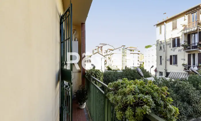Rexer-Milano-Trilocale-mq-con-terrazzo-recente-costruzione-Posst-Box-Altro