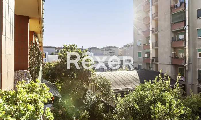 Rexer-Milano-Trilocale-mq-con-terrazzo-recente-costruzione-Posst-Box-Altro