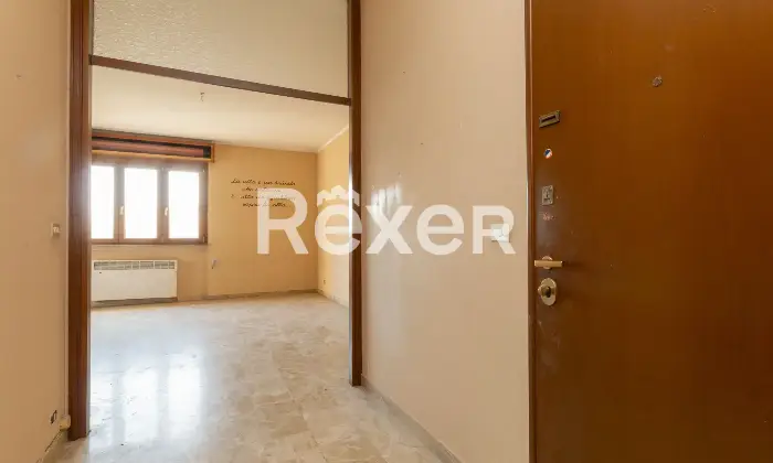 Rexer-Cusano-Milanino-Cusano-Milanino-Trilocale-con-cantina-Ingresso