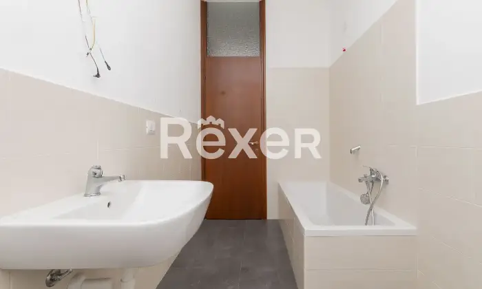 Rexer-Cusano-Milanino-Cusano-Milanino-Trilocale-con-cantina-Bagno