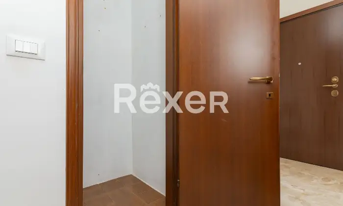 Rexer-Cusano-Milanino-Cusano-Milanino-Quadrilocale-piano-alto-Ripostiglio