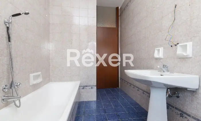 Rexer-Cusano-Milanino-Cusano-Milanino-Quadrilocale-piano-alto-Bagno