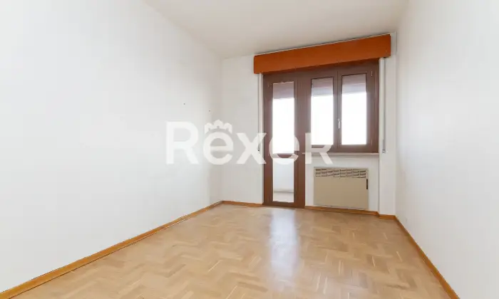 Rexer-Cusano-Milanino-Cusano-Milanino-Quadrilocale-piano-alto-Camera-da-letto