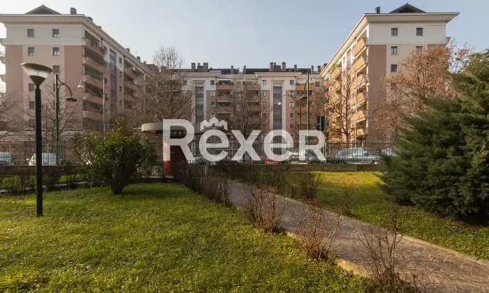 Rexer-Cusano-Milanino-Cusano-Milanino-Quadrilocale-con-cantina-Zone-comuni