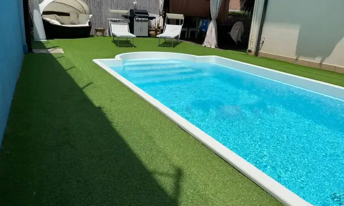 Rexer-Spinetoli-Villa-bifamiliare-di-mq-con-piscina-giardino-e-box-a-Spinetoli-AP-Altro