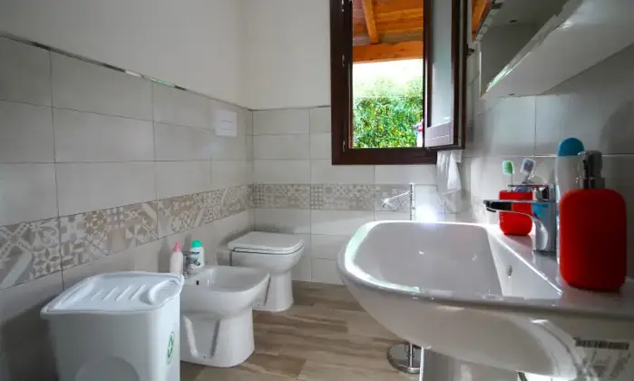 Rexer-Campofelice-di-Roccella-Villetta-in-vendita-a-pochi-passi-dal-mare-Bagno