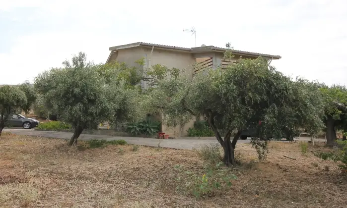 Rexer-Termini-Imerese-Ampia-Villa-in-vendita-Giardino