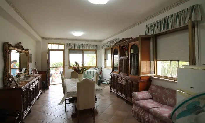 Rexer-Termini-Imerese-Ampia-Villa-in-vendita-Salone